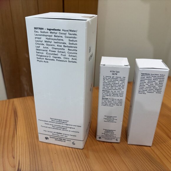 Skinbetter Cleansing Gel Full Size + 2 Travel Size - Picture 3 of 4